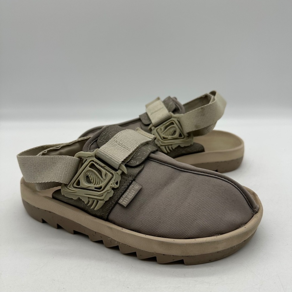 Jurassic World x Reebok HQ6266 Mens Size 5 Women 6.5 Beatnik Fossil Moc Sandals